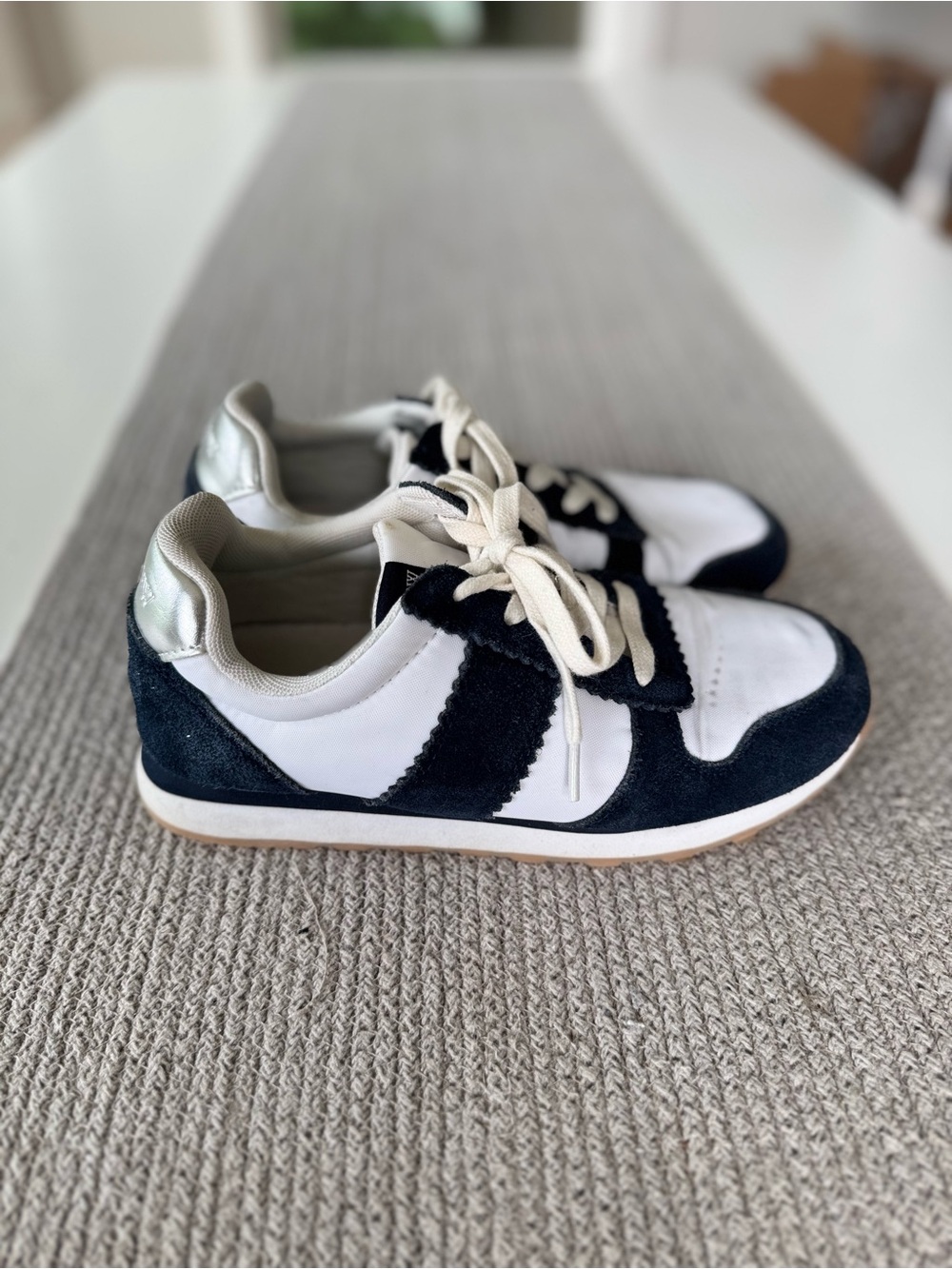 J. Crew Navy and White Suede Trim Nylon Lace Up Sneakers Tennis Shoes Size 7